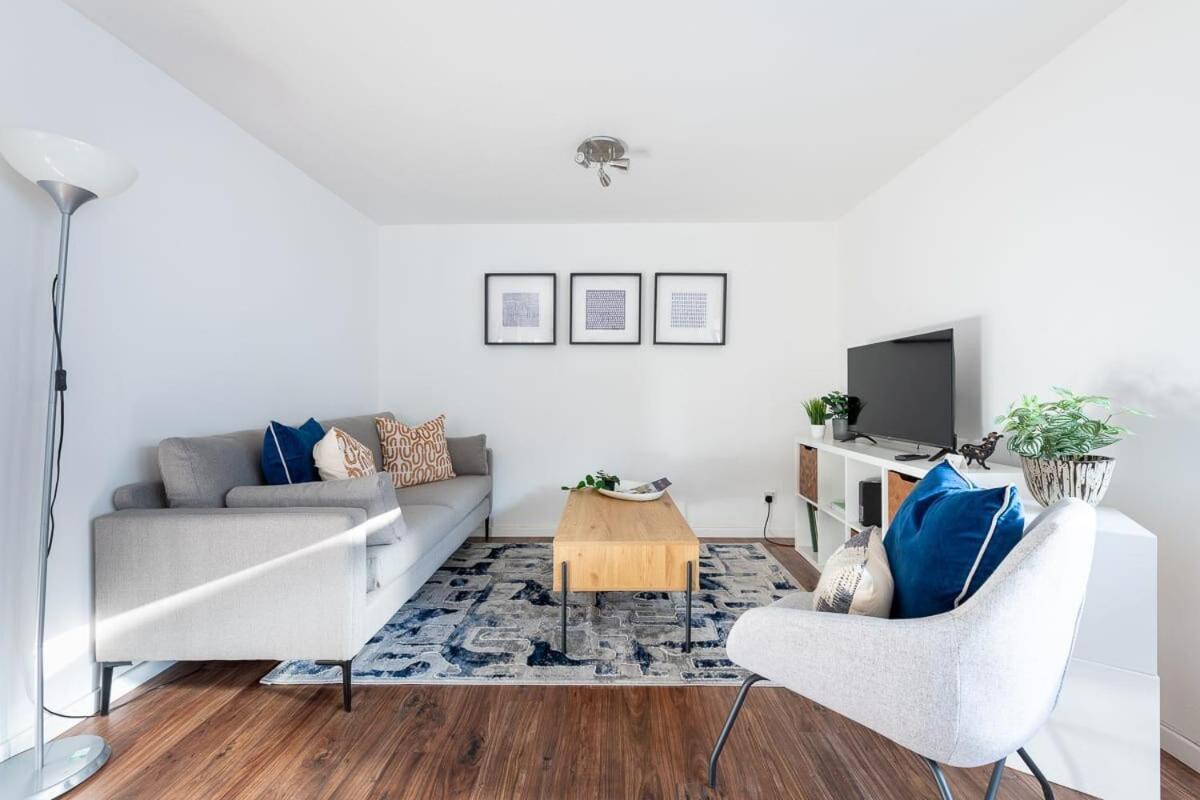City Center,2 Bedroom Apartment With Parking Кембридж Экстерьер фото
